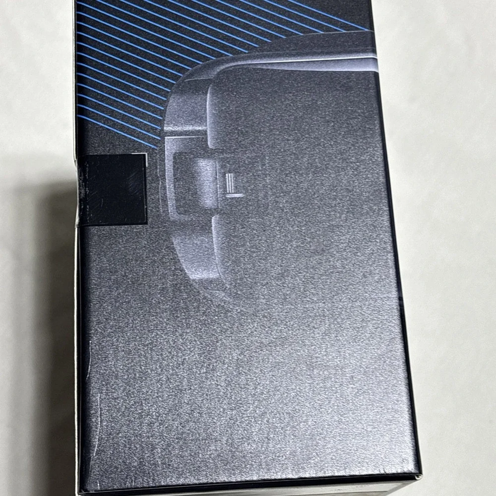 Samsung Gear VR with Controller -‎ Black - Sealed Box - Oculus Powered New